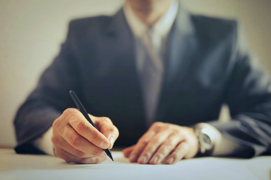 How to Draft a Contract in the US: A Step-by-Step Guide